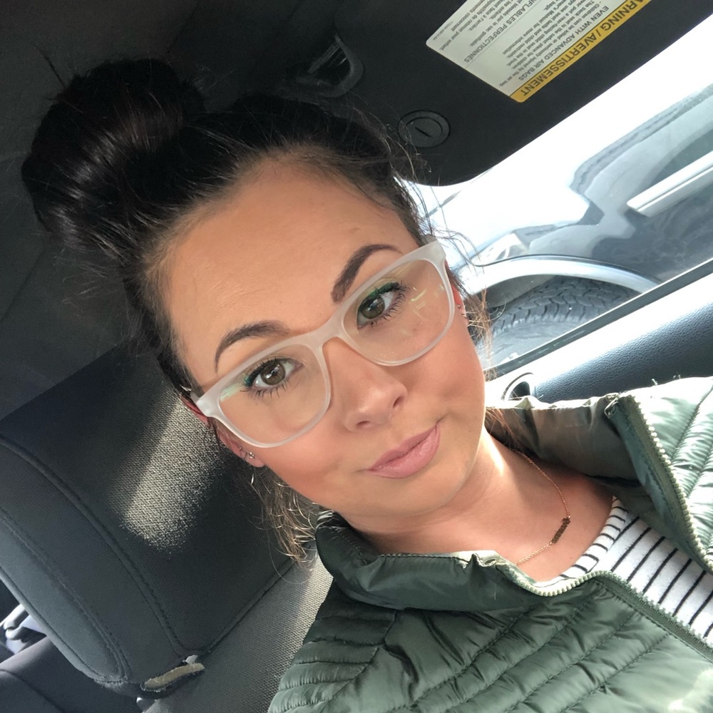 Meet your Posher, Breanna